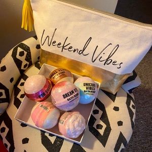 Glam Bath Bombs